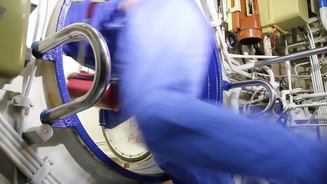 Emergency response exercises on a submarine