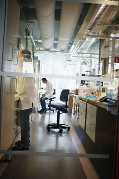 Sweden, Scientists working in lab