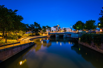Fototapeta premium The Ruoholahti canal at twilight, in Helsinki, Finland.