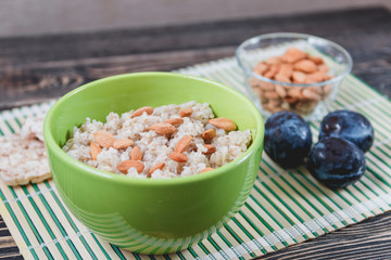 Porridge Oats with Nuts and Prunes