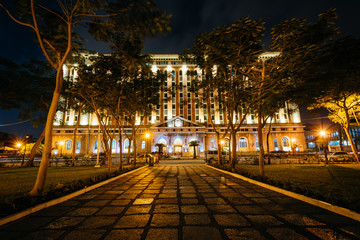 Fototapeta na wymiar The Palacio del Gobernador at night in Intramuros, Manila, The P
