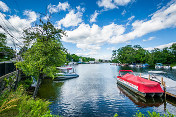 Naklejka premium Boats docked on the Winnipesaukee River, in Lakeport, Laconia, N