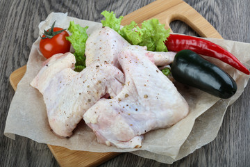 Raw chicken wings
