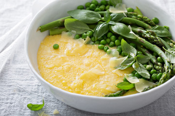 Cheesy polenta with plenty of vegetables