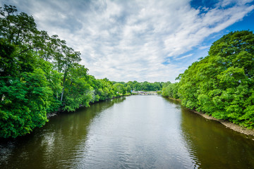 Fototapeta na wymiar The Cochecho River, in Dover, New Hampshire.