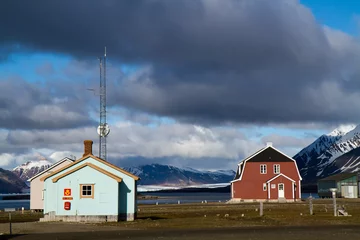 Tragetasche ny alesung in the svalbard island near north pole © franco lucato