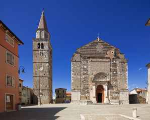Fototapeta na wymiar St. Servulus Cathedral in Buje. Istria, Croatia.