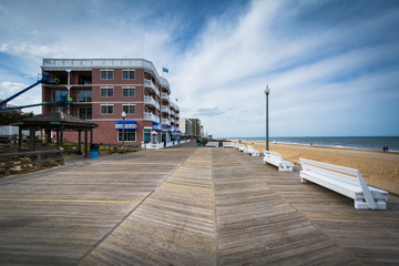 The boardwalk in Rehoboth Beach, Delaware. - obrazy, fototapety, plakaty