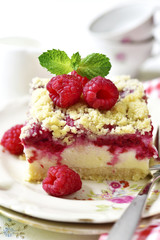 Cake with cottage cheese,raspberry and streusel.