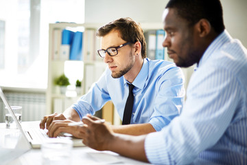 Obraz premium Entering data