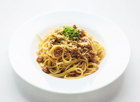 beef spaghetti bolognese bolognaise famous italian pasta food