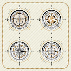 Nautical vintage compass set © EE SPACE