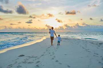 happy people on maldives