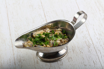 Cocotte julienne with mushroom