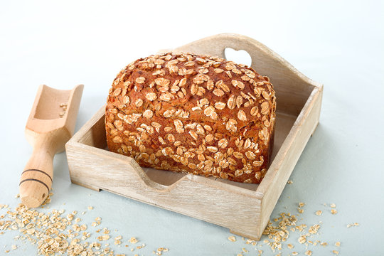 Haferflockenbrot backen