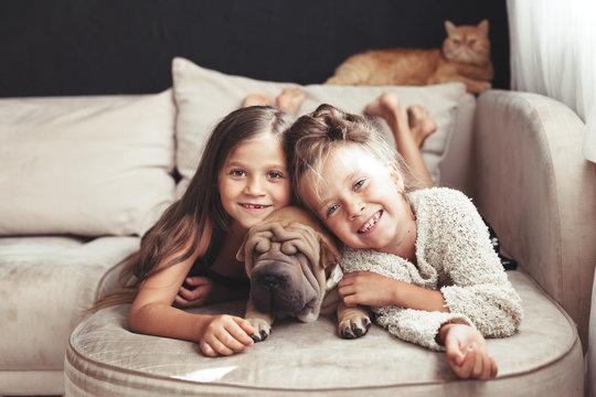 Children with pet