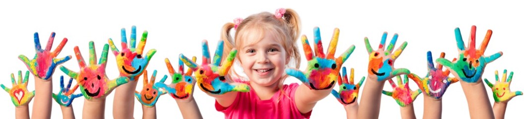 Fototapety  Dzieci w kreatywności - dłonie pomalowane uśmiechami