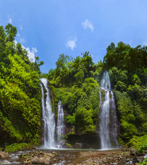 Naklejka premium Sekumpul Waterfall - wyspa Bali Indonezja