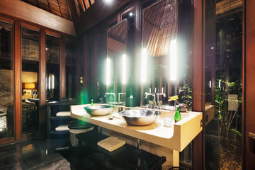 decoration and design in modern luxury bathroom