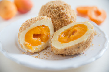 Marillenknödel 