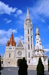 Fototapeta na wymiar Eglise Notre-Dame de Budapest et la Sainte Trinité