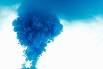 Fototapeta premium Color drop in water, photographed motion.