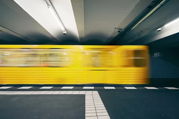 Fototapeten Traffic in subway © Chalabala