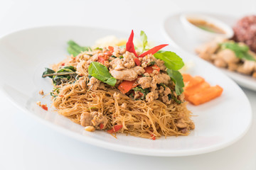  stir-fried noodle, pork and basil
