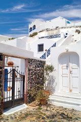 Fototapeta na wymiar Traditional greek house on Santorini island, Greece