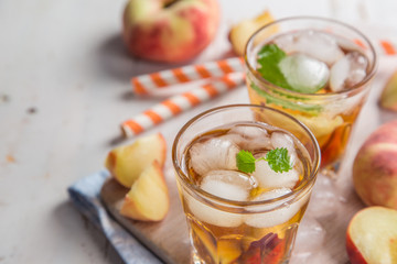 Peach iced tea in glasses