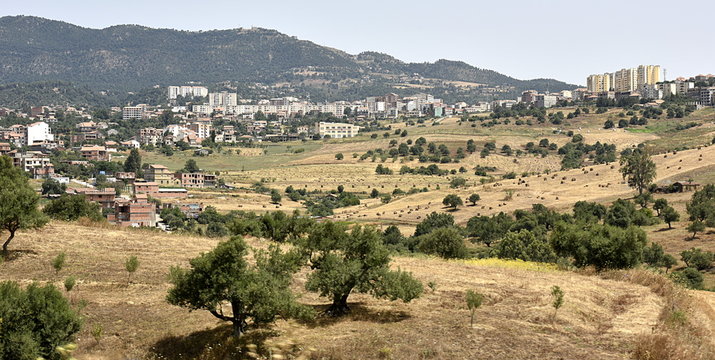 azazga
