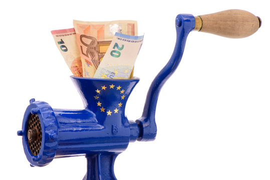 Euro im Fleischwolf