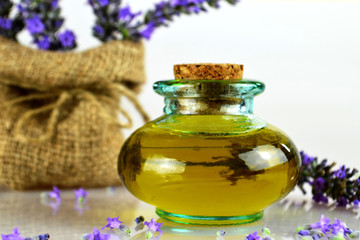 Obraz na płótnie Canvas Bottle of lavender oil