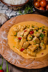 Chicken curry with herbs