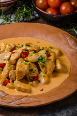 Chicken curry with herbs