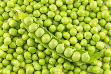 Fresh raw organic peas ready for cooking