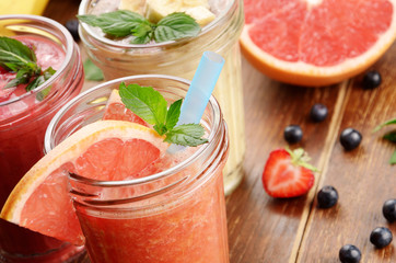 Grapefruit strawberry and banana smoothie