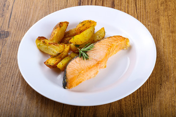 Baked salmon with potato