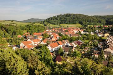 Obraz premium Roßbach in der Abendsonne bei Witzenhausen am Kaufunger Wald (Blickrichtung Ost)