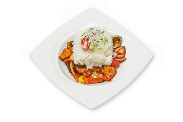 Japanisches Gericht mit Reis und Fleisch