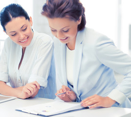 Obraz premium business team working in office