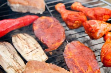 Grillparty im Garten. Grillfest