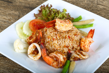 Fried rice with seafood