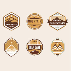 Obraz premium Vintage Outdoor Camp Badges and Logo Emblems