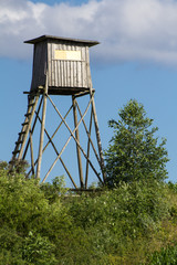 Hunting or birdwatching tower