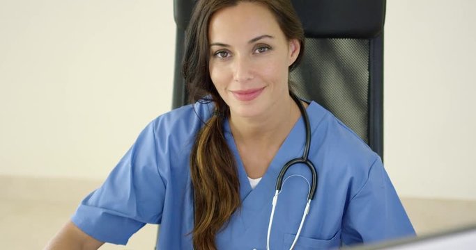 Фото врачей поставьте фото врачей Sthetoscope Видеоматериалы: просматривайте 82 стоковое видео в формате HD Adobe 
