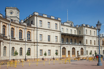 Fototapeta na wymiar Gatchina. Leningrad region. Palace and park ensemble in Gatchina.