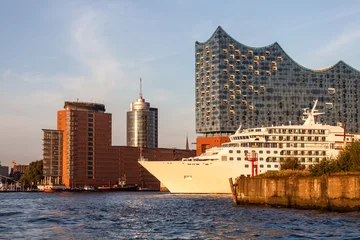 Light filtering roller blinds Theater Elbphilharmonie
