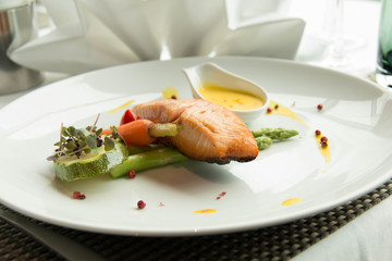  grilled salmon steak