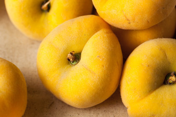 Raw Organic Yellow Pie Peaches